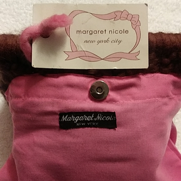 Margaret Nicole New York City - Hand Knit Handbag - Picture 3 of 8